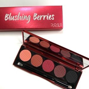 DOSE OF COLORS “BLUSHING BERRIES” Eyeshadow Palette